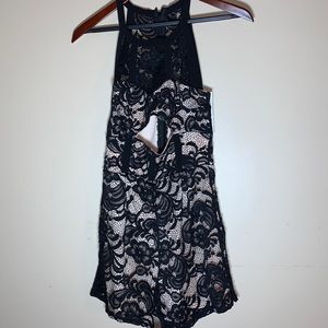 Boohoo Women’s Size Small skort dress lined